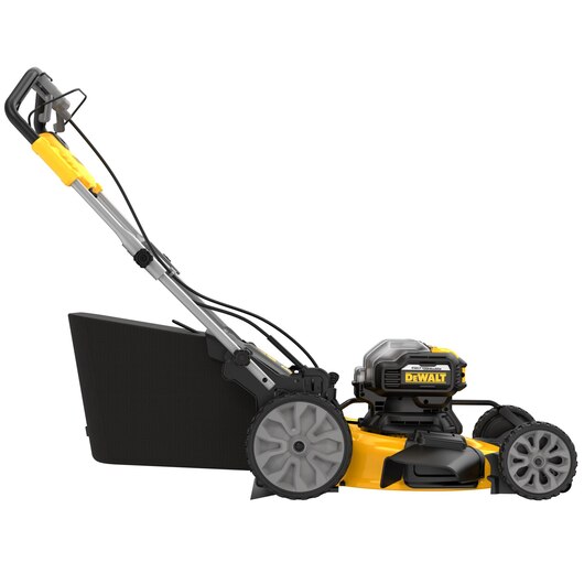 DEWALT 2X20V MAX* XR® Brushless Cordless 21-1/2 in. Rear Wheel Drive Self-Propelled Mower Kit