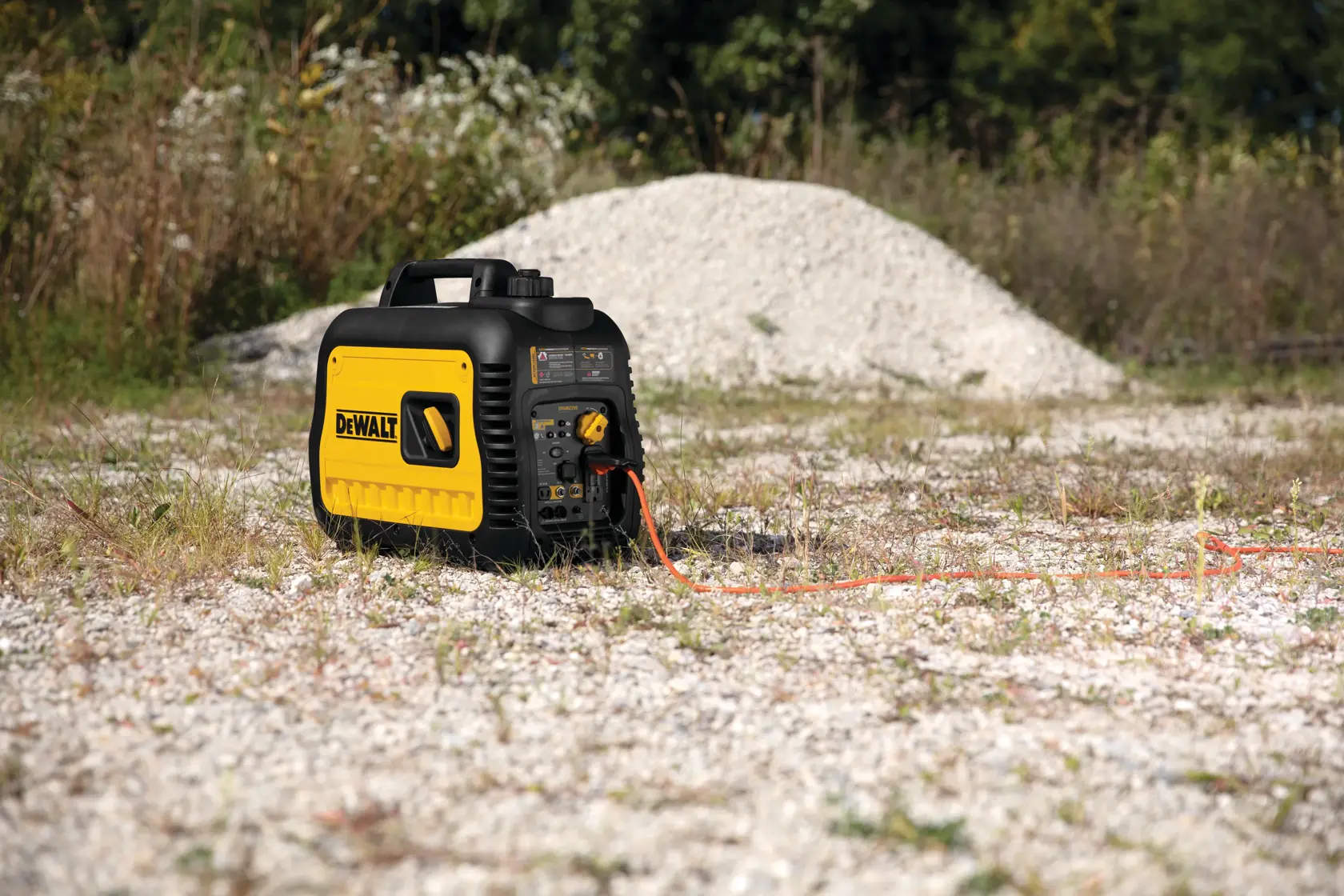 DEWALT® Portable Inverter Generator (2200 Watt)