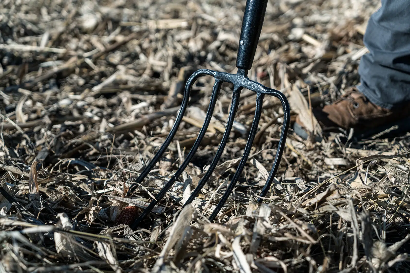 DEWALT® 52-in. 5-Tine Fiberglass Handle Fork