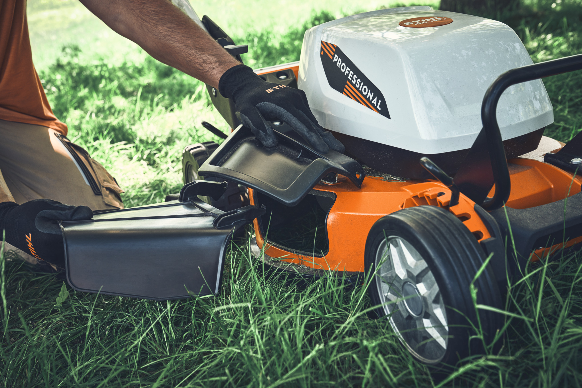 STIHL RMA 756 Battery Powered Lawn Mower